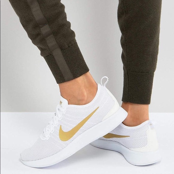 SOLD Nike DualTone Racer Trainers White Metallic - Picture 7 of 8